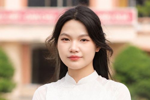 Nữ sinh Hải Phòng là thủ khoa với tổng điểm xét tuyển 30/30, chọn ngành Sư phạm