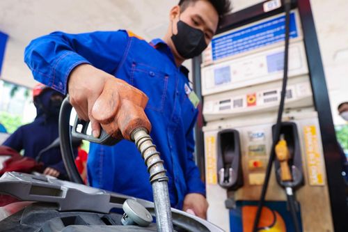 Doanh nghiệp tự quyết giá xăng dầu, mỗi cửa hàng sẽ có một giá