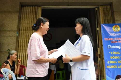 4 nhóm người không cần đến viện vẫn được khám sức khỏe định kỳ miễn phí tại nhà