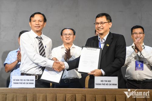 TPHCM thúc đẩy chuyển đổi số trong lĩnh vực dân tộc, tôn giáo