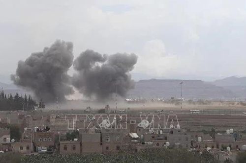 Saudi Arabia và UAE trước sức ép gác bất đồng để đối phó Houthi