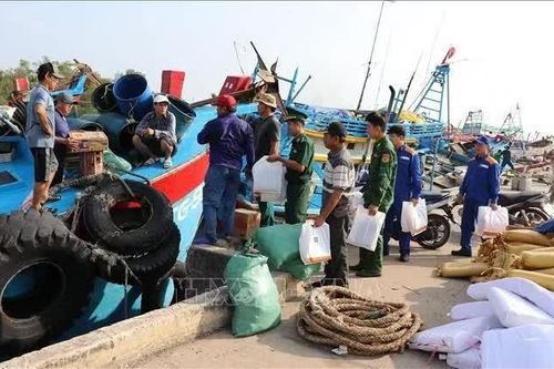 Khắc phục 'thẻ vàng' IUU: Siết quản lý tàu cá, ngăn vi phạm khai thác
