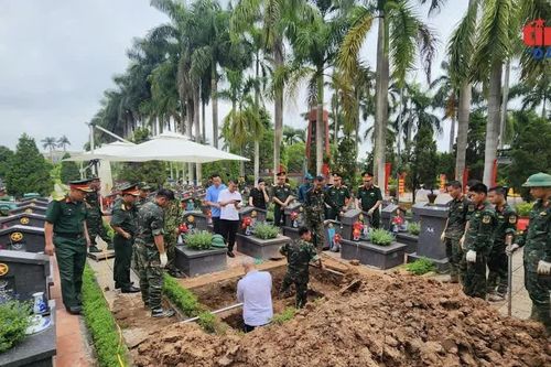 Hà Nội hoàn thành sớm 'chiến dịch' lấy mẫu hài cốt liệt sĩ