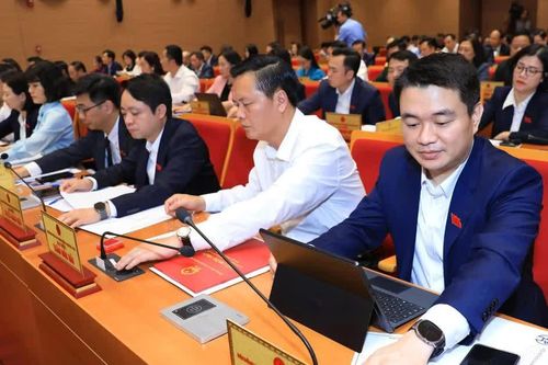Xác định vị trí việc làm linh hoạt, nhưng không tùy nghi: Hà Nội thực hiện ra sao?