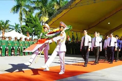 Trang nghiêm lễ truy điệu, đưa 30 hài cốt liệt sĩ đến nơi an táng