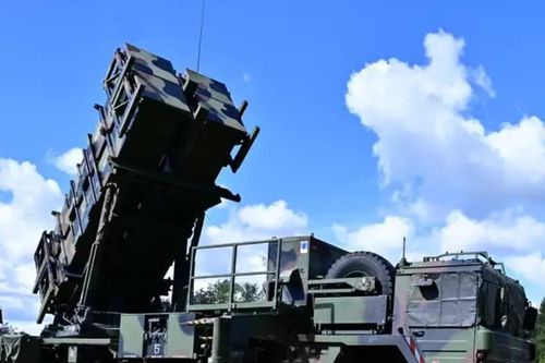 Tìm cách mua mọi loại tên lửa có thể, Berlin đang chuẩn bị cho điều gì?