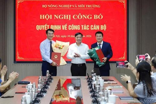 Bộ Nông nghiệp và Môi trường bổ nhiệm Cục trưởng và Cục phó Cục Biến đổi khí hậu
