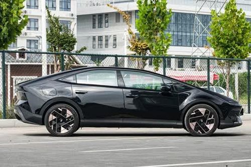 Xe điện Hyundai hoàn toàn mới: Công suất 225 mã lực, phạm vi hoạt động 650km, giá từ 425 triệu đồng