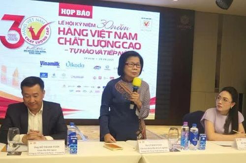 Hàng Việt Nam Chất lượng cao kỷ niệm 30 năm với lễ hội Tự hào và tiếp nối