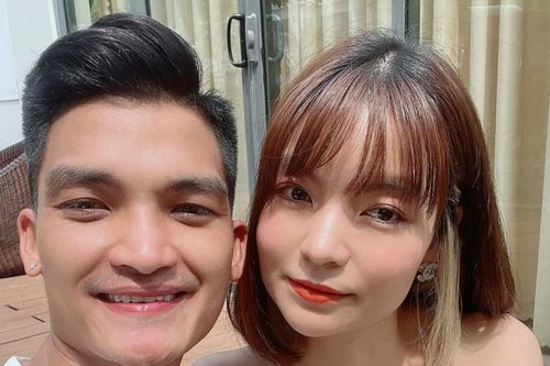 Vợ chồng Mạc Văn Khoa trúng số