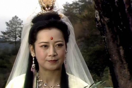 Cuộc sống hiện tại của 'Quan Âm Bồ Tát' Tây Du Ký sau gần 40 năm gây chú ý