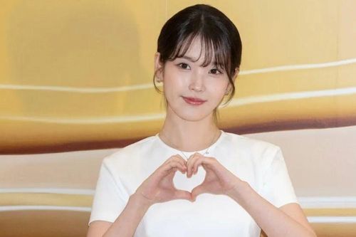 IU đón tin bất ngờ