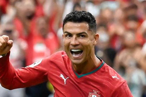 Cristiano Ronaldo vắng mặt trong buổi tập của Bồ Đào Nha