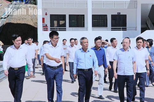 Bí thư Tỉnh ủy Lê Đức Thái kiểm tra cơ sở vật chất trường học, công tác bảo vệ an ninh biên giới tại Bát Mọt
