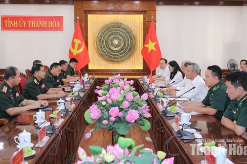 Bí thư Tỉnh ủy Lê Đức Thái tiếp và làm việc với Tư lệnh Bộ đội Biên phòng Lào