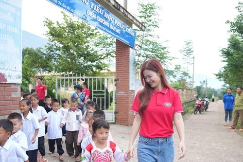 Lifebuoy tiếp nối hành trình đưa các em nhỏ tới trường