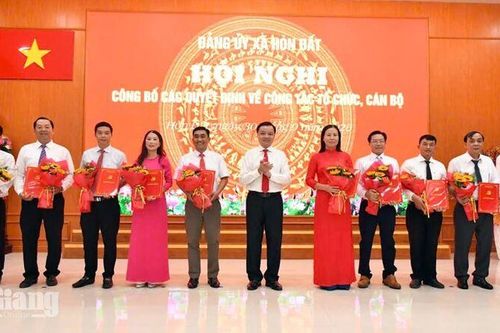 Hòn Đất thành lập 9 chi bộ, kiện toàn nhiều vị trí cán bộ