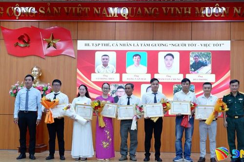 Núi Thành khen thưởng 27 điển hình học tập và làm theo Bác