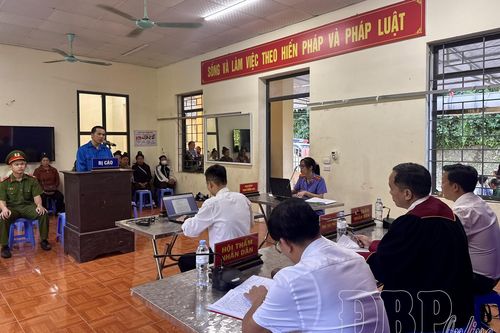 Hai bị cáo lĩnh án hơn 8 năm tù về tội danh liên quan đến ma túy