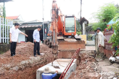 Gỡ điểm nghẽn, chống ngập ở phường Bình Phước