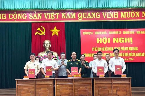 Đoàn Kinh tế - Quốc phòng 75 ký kết quy chế kết nghĩa và phối hợp với các xã