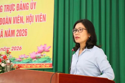 Thường trực Đảng ủy xã Ninh Phước đối thoại với cán bộ, đoàn viên, hội viên và Nhân dân