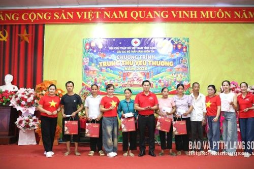 Người kết nối những tấm lòng nhân ái
