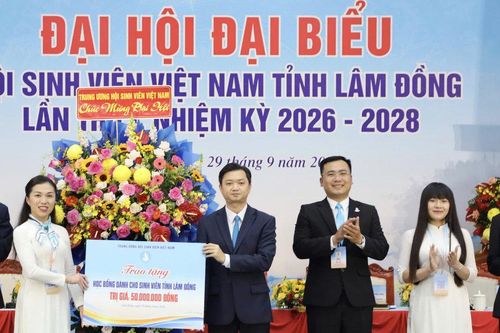 Sinh viên Lâm Đồng phát huy trí tuệ, sức trẻ trong chặng đường mới