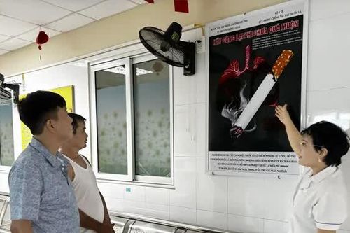 Trung tâm Y tế khu vực Vĩnh Tường xây dựng môi trường không khói thuốc