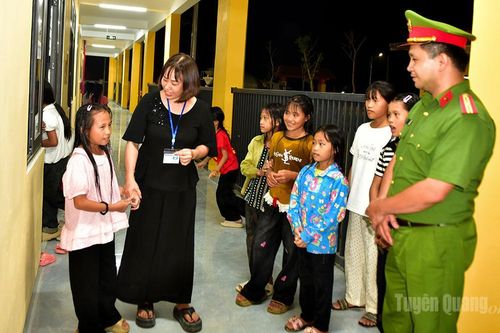 Bảo đảm an ninh tại các trường nội trú biên giới