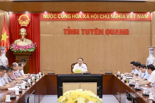 Chủ tịch UBND tỉnh Phan Huy Ngọc: Thực hiện '6 rõ' trách nhiệm giải quyết vướng mắc trong bàn giao các công trình điện