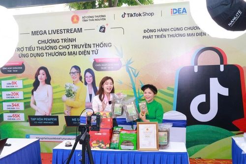 Người tiêu dùng trong kỷ nguyên số