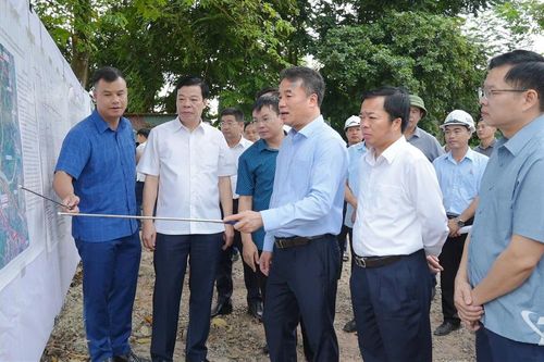 Tháo gỡ vướng mắc, đẩy nhanh tiến độ các dự án giao thông kết nối