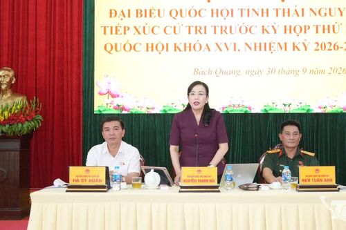 Đại biểu Quốc hội tiếp xúc cử tri phường Bách Quang