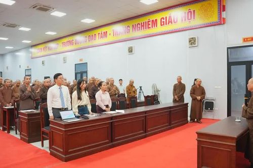 Hà Nội: Phổ biến chính sách pháp luật tại Lớp bồi dưỡng kỹ năng trụ trì