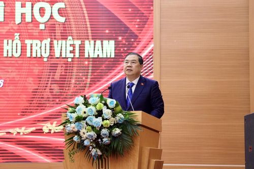 'Không có quốc gia nào trở thành nước công nghiệp phát triển chỉ bằng lắp ráp'