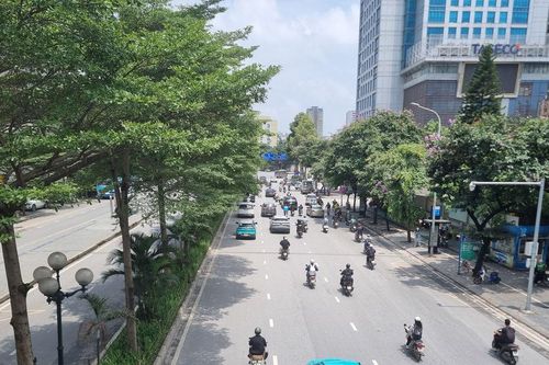 Nắng nóng tiếp tục bao trùm Bắc Bộ và Trung Bộ