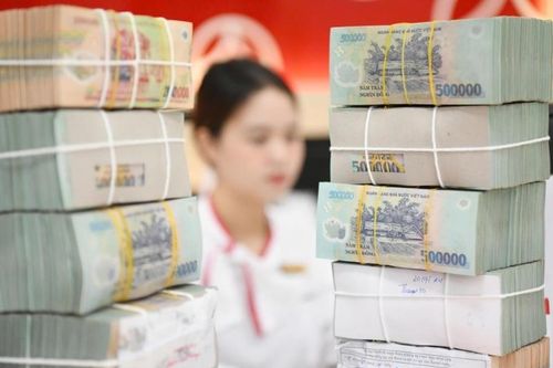 Lãi suất liên ngân hàng qua đêm giảm sâu về 0,2%/năm