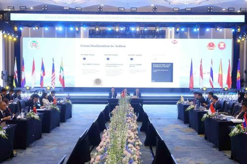 Thúc đẩy hợp tác khu vực trong đấu tranh với tội phạm truy nã