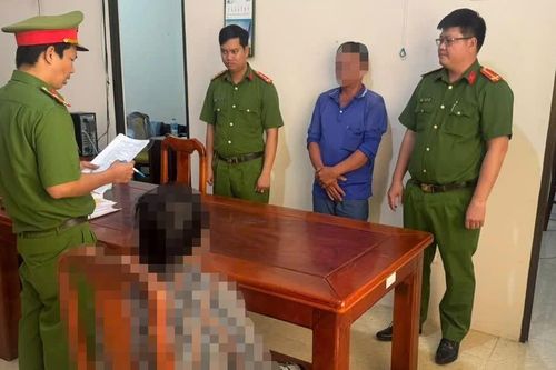 Bắt kẻ hiếp dâm hàng xóm bệnh tâm thần