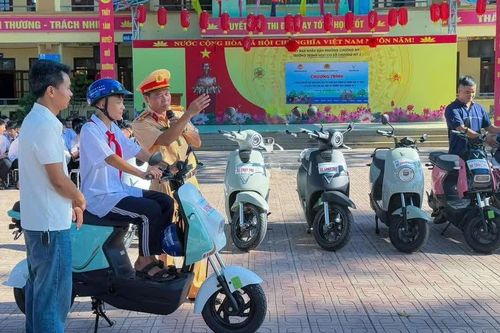 Hà Nội triển khai chiến dịch bồi dưỡng kỹ năng lái xe mô tô, xe gắn máy an toàn