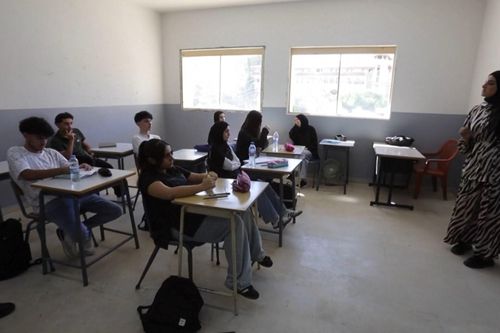Học sinh tại miền Nam Liban đến trường trong lo ngại