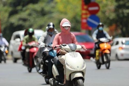 Thủ đô nắng nóng trước khi đón gió lạnh đầu mùa
