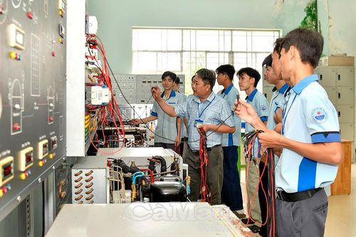 Trang bị kỹ năng để lao động vững bước
