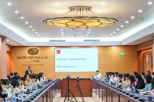 Ngân hàng Nhà nước làm rõ thông tin 'giám sát khách VIP'