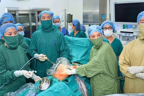 Lần đầu Việt Nam thực hiện thành công kỹ thuật FETO cho thai nhi