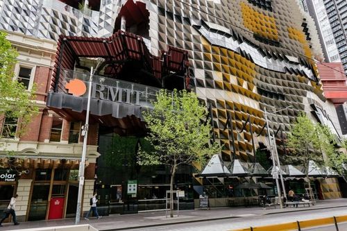 RMIT vươn lên vị trí 239 toàn cầu