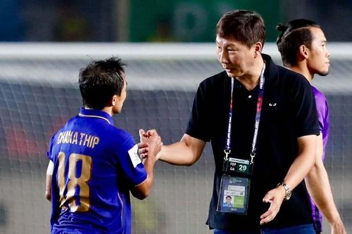 Thái Lan đủ ngôi sao, HLV Kim Sang-sik thử nghiệm thất bại