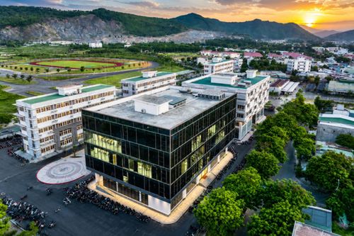 THE 2027: Đại học Việt Nam thay đổi thế nào trên bảng xếp hạng thế giới?