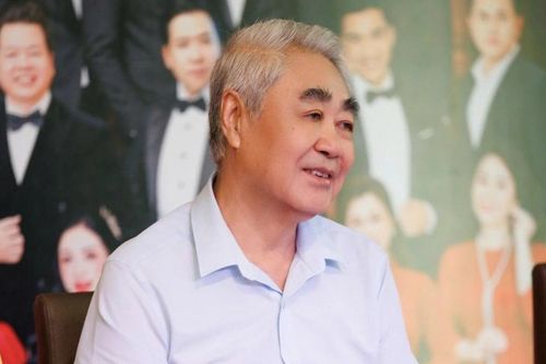 NSND Quang Thọ kể chuyện đi hát thời bao cấp, có lúc phải vay tiền bù lỗ
